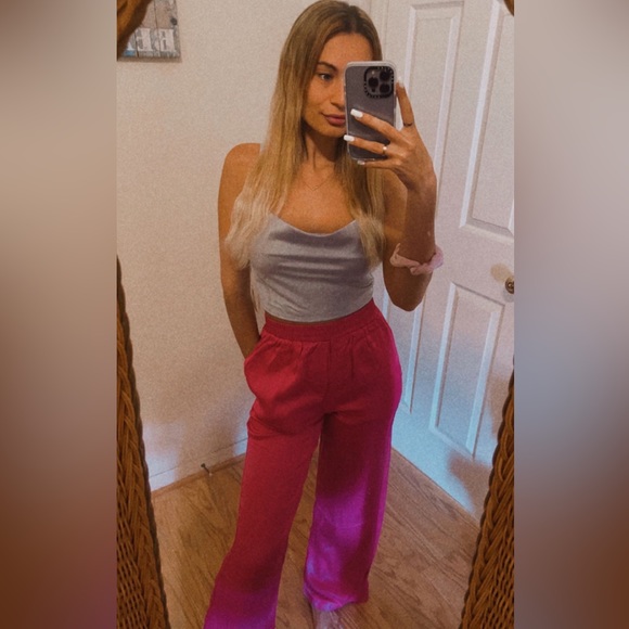 Perfect pink satin pants - Picture 2 of 2